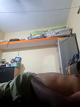 Rishi040493 online show from 04/13/26, 04:22