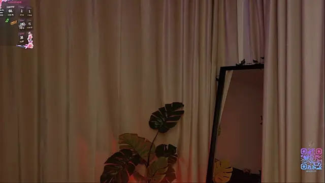 HazelHayesss online show from 05/15/26, 03:32