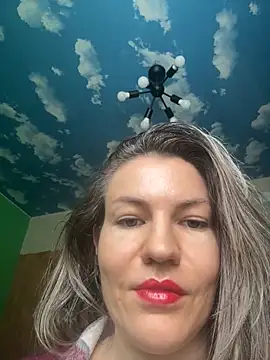 evaprolove online show from 04/15/26, 09:48