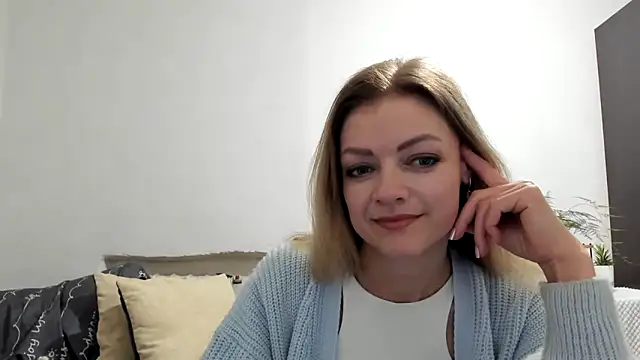 Snapshot of Severina7 chatting on 04/18/26, 07:58 Severina7 online show from 04/18/26, 07:58