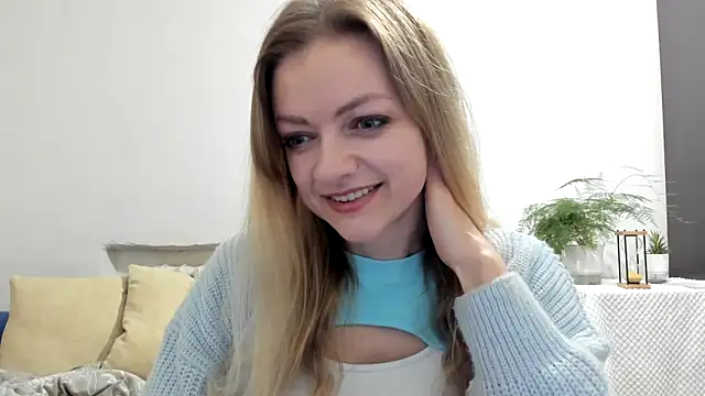 Snapshot of Severina7 chatting on 04/15/26, 07:58 Severina7 online show from 04/15/26, 07:58