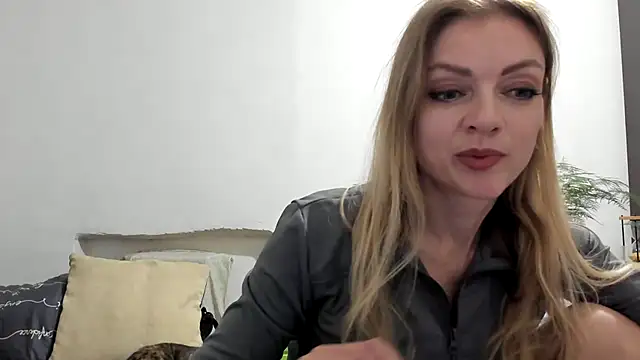 Snapshot of Severina7 chatting on 06/30/26, 07:58 Severina7 online show from 06/30/26, 07:58