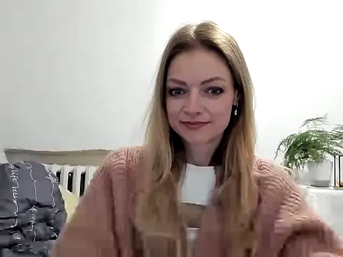 Snapshot of Severina7 chatting on 05/01/26, 08:03 Severina7 online show from 05/01/26, 08:03