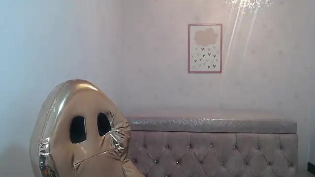 Kailee ch online show from 05/01/26, 12:43