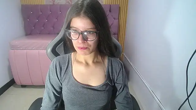 Kailee ch online show from 04/17/26, 01:14