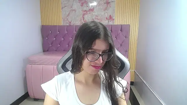 Kailee ch online show from 04/15/26, 01:15