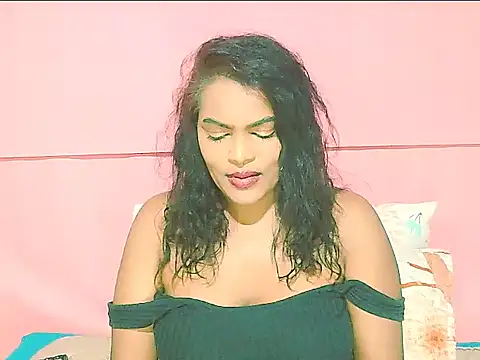 SweetLipZ6969 online show from 04/13/26, 05:06