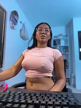 Daliaseren online show from 04/17/26, 03:04