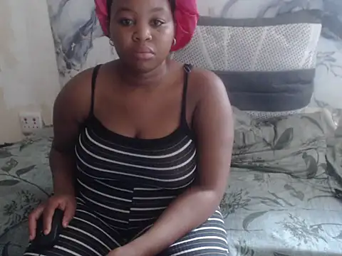 Lillypearl online show from 04/14/26, 11:04