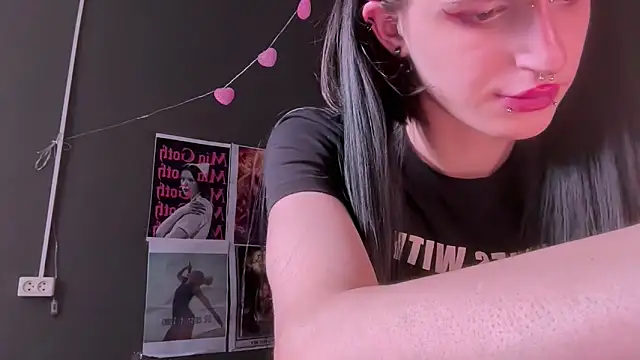 Niky Long online show from 05/22/26, 11:52