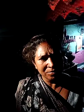 Snapshot of RANI01990 chatting on 04/13/26, 04:44 RANI01990 online show from 04/13/26, 04:44