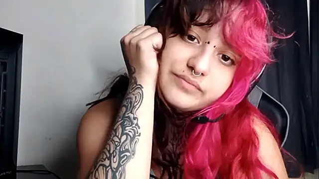 Snapshot of mercyclarice chatting on 04/13/26, 12:09 mercyclarice online show from 04/13/26, 12:09