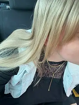 Tiffy Rosee online show from 05/04/26, 08:50