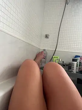 BadGirl69Me online show from 04/14/26, 01:49