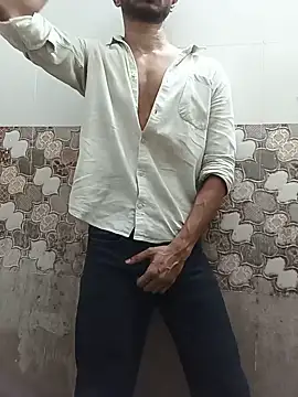 itsmemadhu2019 online show from 05/24/26, 01:00