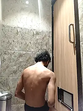 itsmemadhu2019 online show from 05/06/26, 07:51