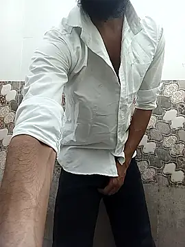 itsmemadhu2019 online show from 05/17/26, 12:38