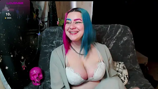 Neon Baddie online show from 04/24/26, 05:20