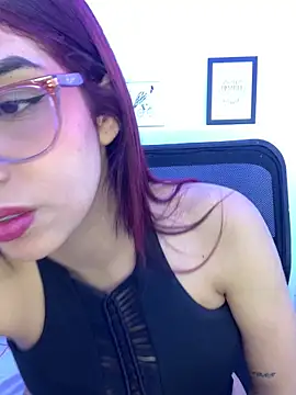 Snapshot of miss_carly chatting on 06/01/26, 06:07 miss carly online show from 06/01/26, 06:07