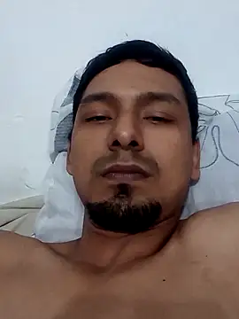 Snapshot of PROSTITUTO-RICO chatting on 06/19/26, 01:11 PROSTITUTO-RICO online show from 06/19/26, 01:11