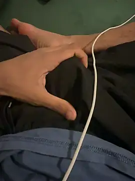 Snapshot of ankitmishra22 chatting on 04/12/26, 11:52 ankitmishra22 online show from 04/12/26, 11:52