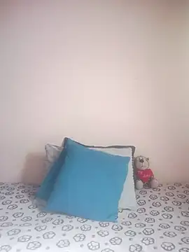 tinny emiily online show from 04/22/26, 01:29