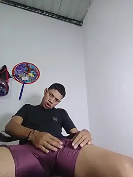 curious straight guy online show from 04/16/26, 02:23