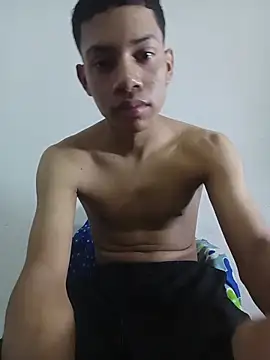 curious straight guy online show from 04/23/26, 02:29