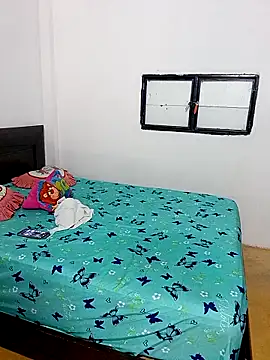 LuluDream online show from 04/22/26, 03:52