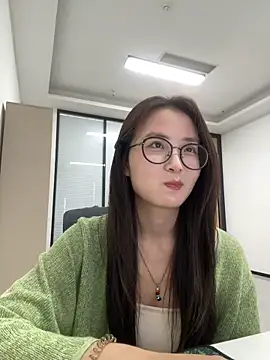 Snapshot of Taosi11 chatting on 04/18/26, 07:22 Taosi11 online show from 04/18/26, 07:22