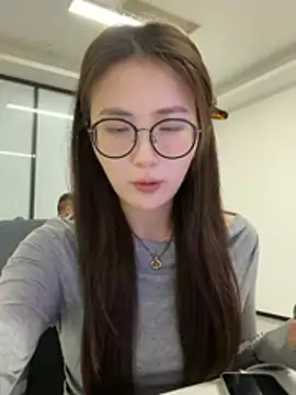 Snapshot of Taosi11 chatting on 04/28/26, 07:02 Taosi11 online show from 04/28/26, 07:02