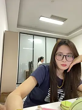 Snapshot of Taosi11 chatting on 06/05/26, 06:40 Taosi11 online show from 06/05/26, 06:40