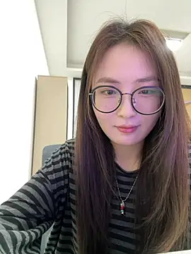 Snapshot of Taosi11 chatting on 04/17/26, 07:44 Taosi11 online show from 04/17/26, 07:44