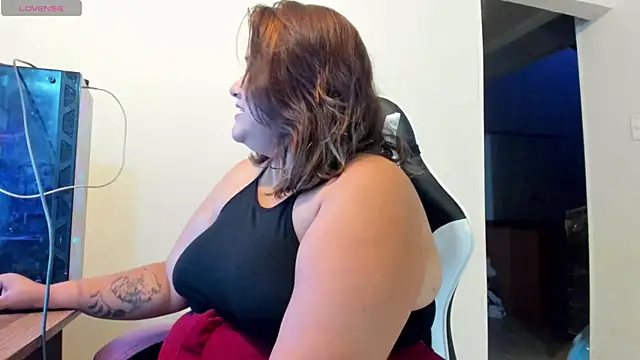 cellycanela  online show from 05/24/26, 02:44