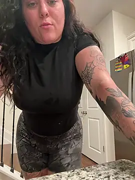 kittyykat767 online show from 06/26/26, 03:45