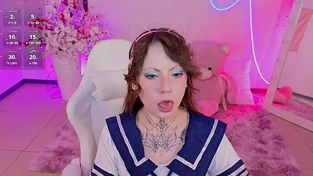 EricaMoonn online show from 05/03/26, 10:20