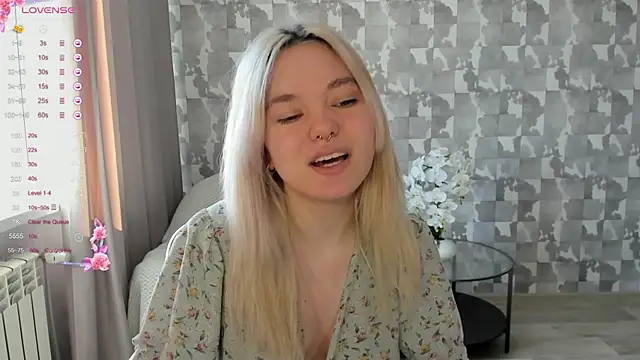 Anna Delon online show from 04/23/26, 07:04