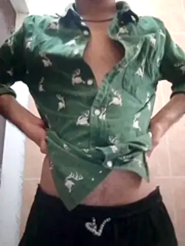 Whiteguy993 online show from 04/15/26, 12:21