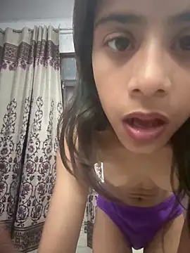 Alisha Queen55 online show from 05/06/26, 07:40