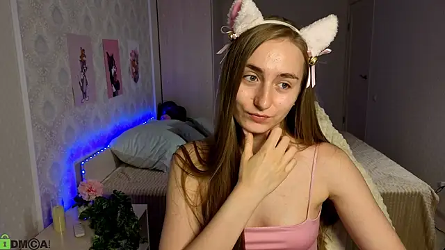Snapshot of Your_Emily25 chatting on 06/14/26, 08:37 Your Emily25 online show from 06/14/26, 08:37