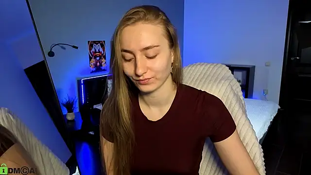 Your Emily25 online show from 05/17/26, 08:03