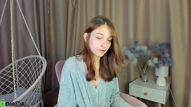 Snapshot of alis_tauber chatting on 06/27/26, 01:11 alis tauber online show from 06/27/26, 01:11