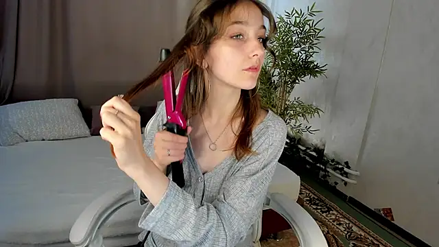 Snapshot of alis_tauber chatting on 06/19/26, 09:37 alis tauber online show from 06/19/26, 09:37