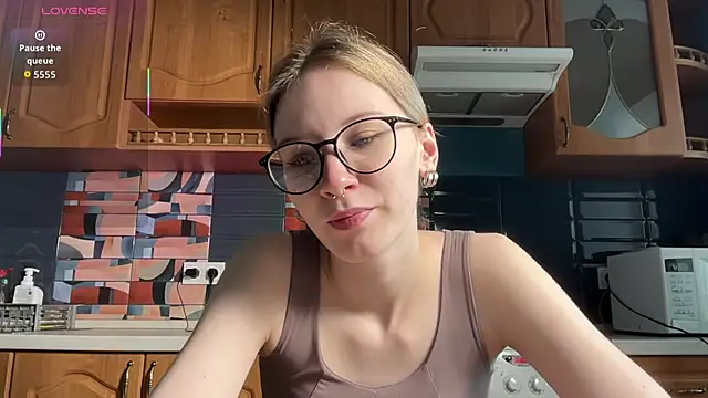 eileencrowday online show from 04/20/26, 03:09