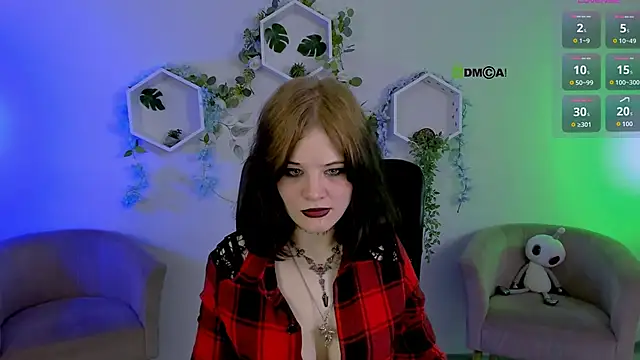 nikki kiss  online show from 06/29/26, 08:32