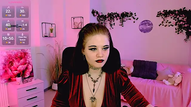nikki kiss  online show from 07/08/26, 08:37