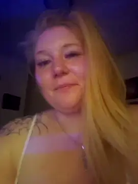 Snapshot of jilljizzle1990 chatting on 04/13/26, 12:31 jilljizzle1990 online show from 04/13/26, 12:31