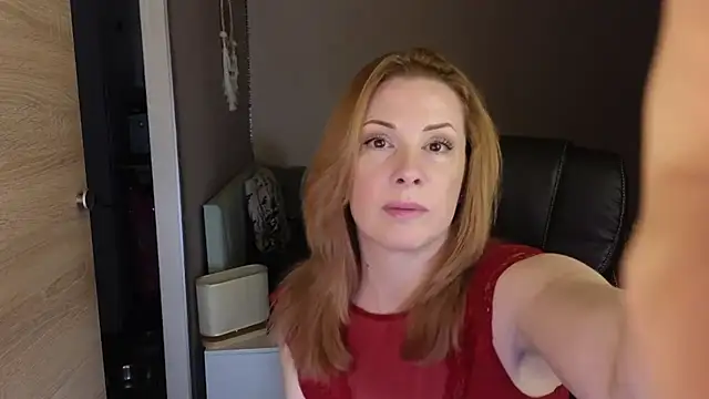 Sharon Red online show from 02/07/26, 06:16