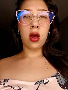 bellaj 03 online show from 04/15/26, 04:29