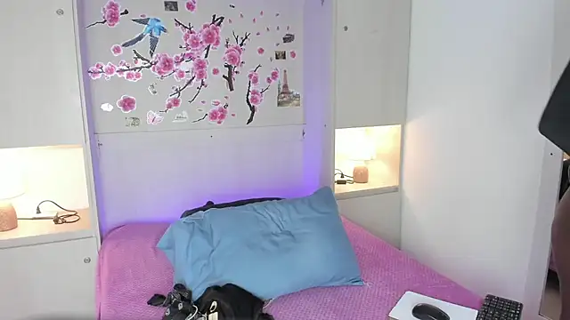 TaylorBloom online show from 07/11/26, 11:43